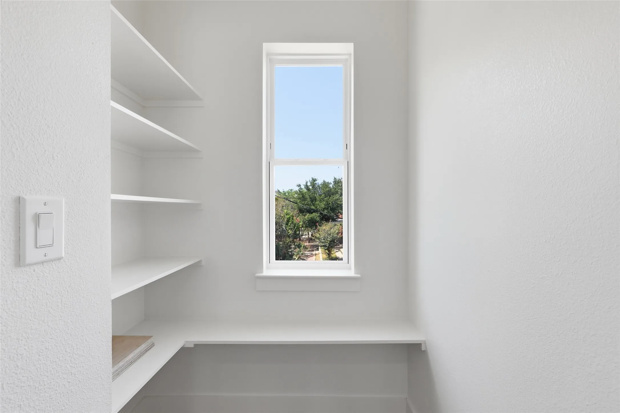 Townhouse For Rent in Dallas County , 4315 San Jacinto Street, Dallas, Texas 75204, 3 Bedroom, 4 Bathroom, 2 Garage spaces, 2,700 Sqft, built in 2026, Price $3,700, mls#21366854, Real Estate Agent in Dallas, Homes For Rent in Dallas county, Homes For Rent in Dallas, Realtor in Dallas Texas, Real Estate Brokerage Independent Realty Texas, Luminita Cordes Realtor