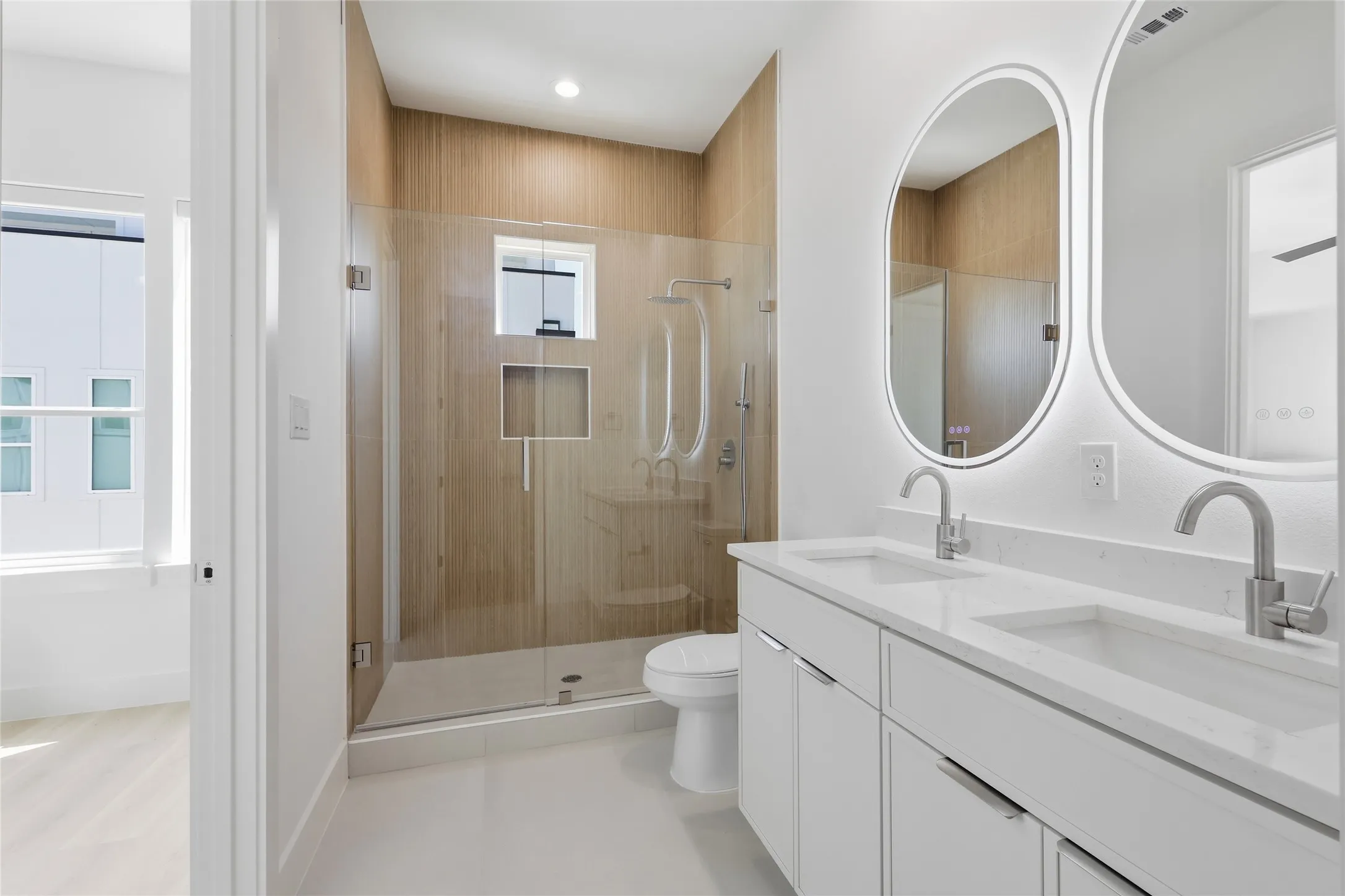 Townhouse For Rent in Dallas County , 4315 San Jacinto Street, Dallas, Texas 75204, 3 Bedroom, 4 Bathroom, 2 Garage spaces, 2,700 Sqft, built in 2026, Price $3,700, mls#21366854, Real Estate Agent in Dallas, Homes For Rent in Dallas county, Homes For Rent in Dallas, Realtor in Dallas Texas, Real Estate Brokerage Independent Realty Texas, Luminita Cordes Realtor