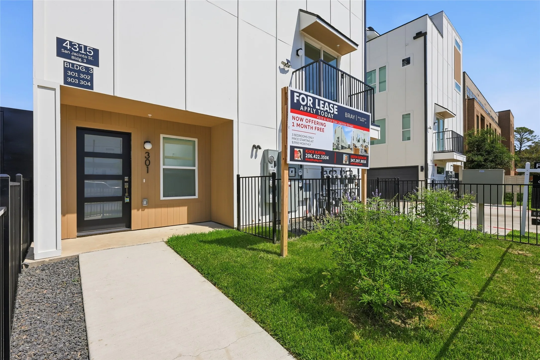 Townhouse For Rent in Dallas County , 4315 San Jacinto Street, Dallas, Texas 75204, 3 Bedroom, 4 Bathroom, 2 Garage spaces, 2,700 Sqft, built in 2026, Price $3,700, mls#21366854, Real Estate Agent in Dallas, Homes For Rent in Dallas county, Homes For Rent in Dallas, Realtor in Dallas Texas, Real Estate Brokerage Independent Realty Texas, Luminita Cordes Realtor