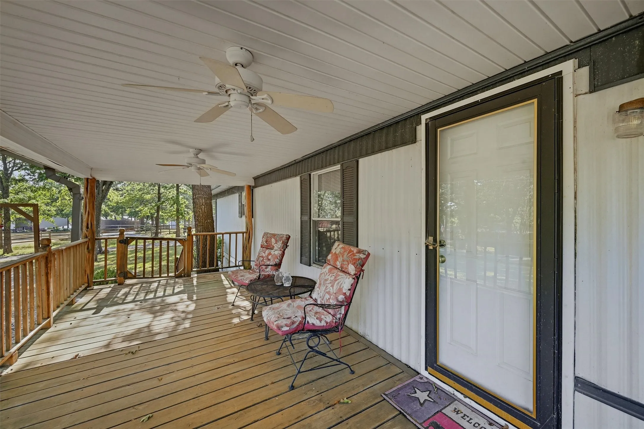 Manufactured Home For Sale in Grayson County , 228 Oklahoma Avenue, Pottsboro, Texas 75076, 3 Bedroom, 2 Bathroom, 4 Garage spaces, 1,216 Sqft, built in 2001, mls#21365862, Real Estate Agent in Pottsboro, Homes For Sale in Grayson county, Homes For Sale in Pottsboro, Realtor in Pottsboro Texas, Real Estate Brokerage Independent Realty Texas, Luminita Cordes Realtor