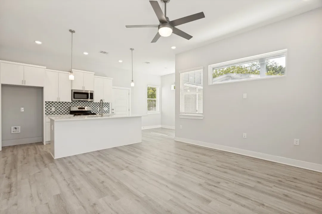 Single Family Residence For Sale in Travis County , 1042 Rosemont Street 1, Austin, Texas 78723, 3 Bedroom, 4 Bathroom, 1 Garage spaces, 2,536 Sqft, built in 2022, mls#21365155, Real Estate Agent in Austin, Homes For Sale in Travis county, Homes For Sale in Austin, Realtor in Austin Texas, Real Estate Brokerage Independent Realty Texas, Luminita Cordes Realtor