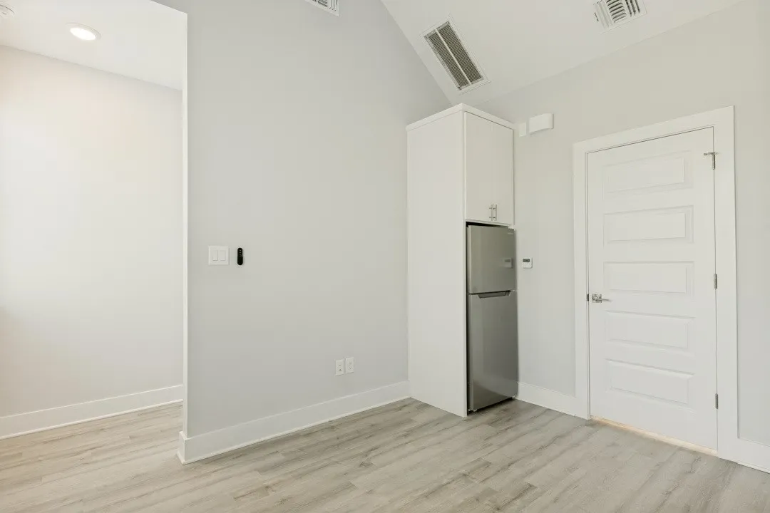 Single Family Residence For Sale in Travis County , 1042 Rosemont Street 1, Austin, Texas 78723, 3 Bedroom, 4 Bathroom, 1 Garage spaces, 2,536 Sqft, built in 2022, mls#21365155, Real Estate Agent in Austin, Homes For Sale in Travis county, Homes For Sale in Austin, Realtor in Austin Texas, Real Estate Brokerage Independent Realty Texas, Luminita Cordes Realtor
