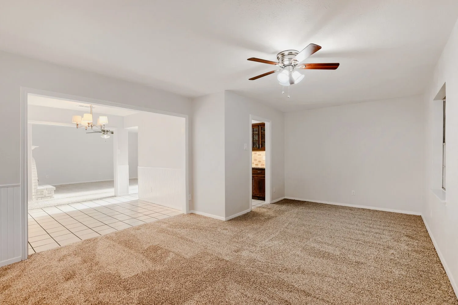 Single Family Residence For Sale in Collin County , 1309 Whitehall Drive, Plano, Texas 75023, 3 Bedroom, 2 Bathroom, 2 Garage spaces, 1,744 Sqft, built in 1974, mls#21366873, Real Estate Agent in Plano, Homes For Sale in Collin county, Homes For Sale in Plano, Realtor in Plano Texas, Real Estate Brokerage Independent Realty Texas, Luminita Cordes Realtor