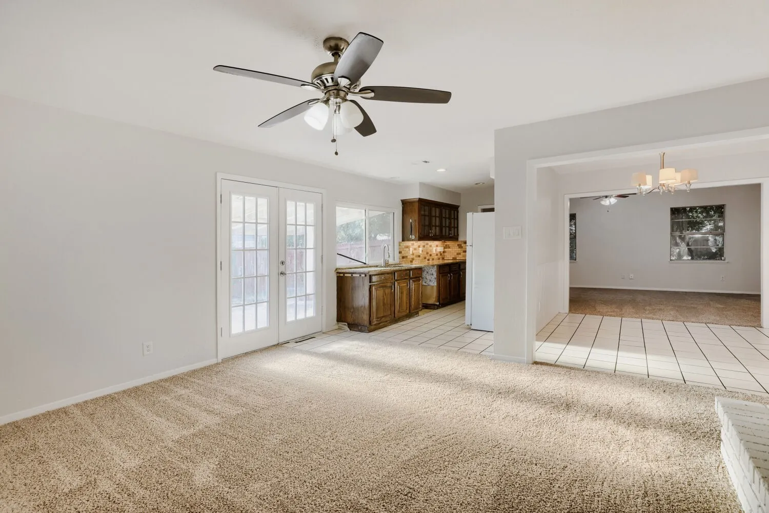 Single Family Residence For Sale in Collin County , 1309 Whitehall Drive, Plano, Texas 75023, 3 Bedroom, 2 Bathroom, 2 Garage spaces, 1,744 Sqft, built in 1974, mls#21366873, Real Estate Agent in Plano, Homes For Sale in Collin county, Homes For Sale in Plano, Realtor in Plano Texas, Real Estate Brokerage Independent Realty Texas, Luminita Cordes Realtor