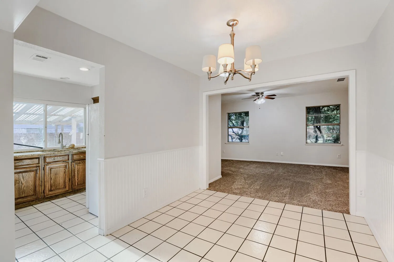 Single Family Residence For Sale in Collin County , 1309 Whitehall Drive, Plano, Texas 75023, 3 Bedroom, 2 Bathroom, 2 Garage spaces, 1,744 Sqft, built in 1974, mls#21366873, Real Estate Agent in Plano, Homes For Sale in Collin county, Homes For Sale in Plano, Realtor in Plano Texas, Real Estate Brokerage Independent Realty Texas, Luminita Cordes Realtor