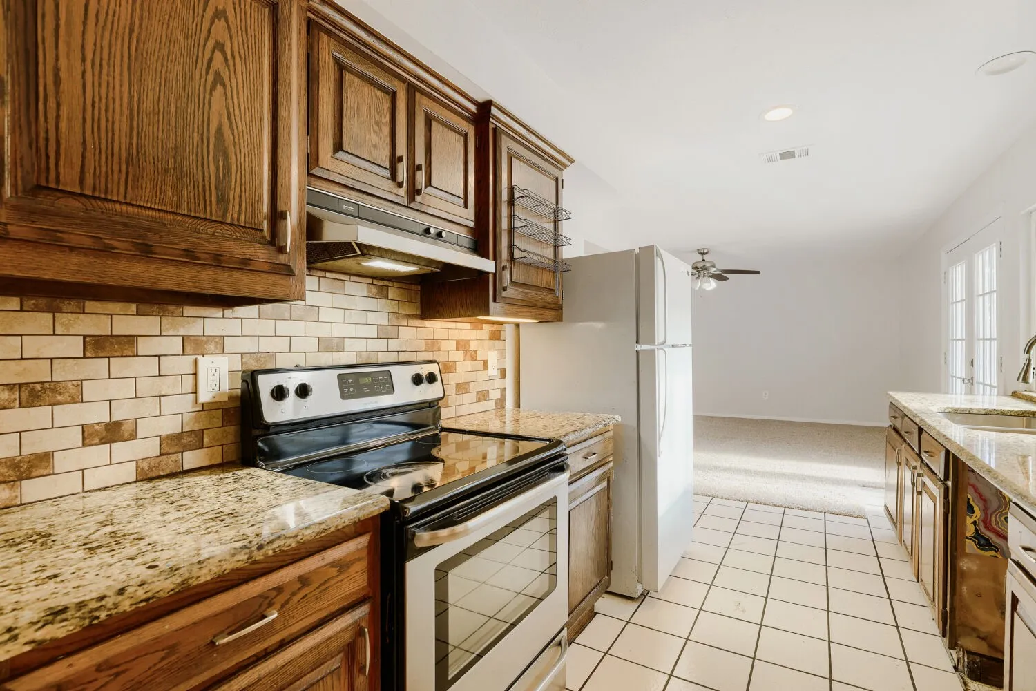 Single Family Residence For Sale in Collin County , 1309 Whitehall Drive, Plano, Texas 75023, 3 Bedroom, 2 Bathroom, 2 Garage spaces, 1,744 Sqft, built in 1974, mls#21366873, Real Estate Agent in Plano, Homes For Sale in Collin county, Homes For Sale in Plano, Realtor in Plano Texas, Real Estate Brokerage Independent Realty Texas, Luminita Cordes Realtor