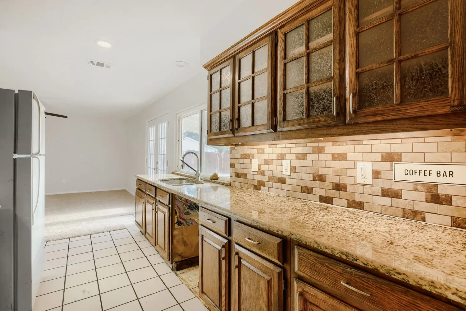 Single Family Residence For Sale in Collin County , 1309 Whitehall Drive, Plano, Texas 75023, 3 Bedroom, 2 Bathroom, 2 Garage spaces, 1,744 Sqft, built in 1974, mls#21366873, Real Estate Agent in Plano, Homes For Sale in Collin county, Homes For Sale in Plano, Realtor in Plano Texas, Real Estate Brokerage Independent Realty Texas, Luminita Cordes Realtor