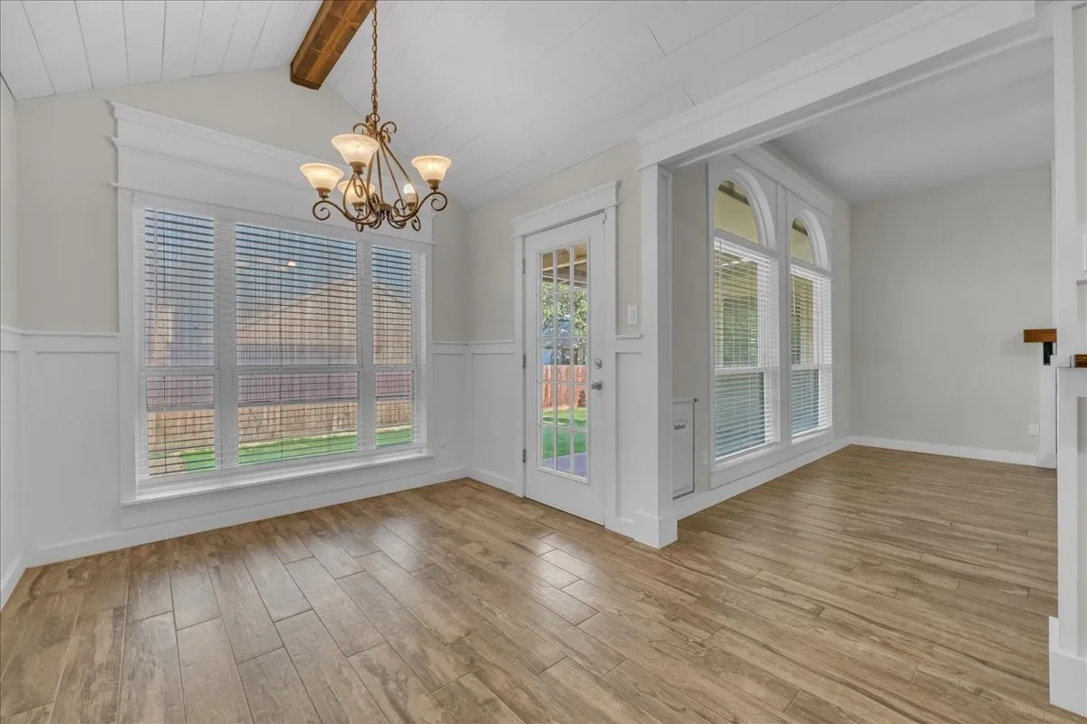 Single Family Residence For Sale in Tarrant County , 7449 Bear Lake Drive, Fort Worth, Texas 76137, 3 Bedroom, 2 Bathroom, 2 Garage spaces, 1,648 Sqft, built in 1990, mls#21366874, Real Estate Agent in Fort Worth, Homes For Sale in Tarrant county, Homes For Sale in Fort Worth, Realtor in Fort Worth Texas, Real Estate Brokerage Independent Realty Texas, Luminita Cordes Realtor