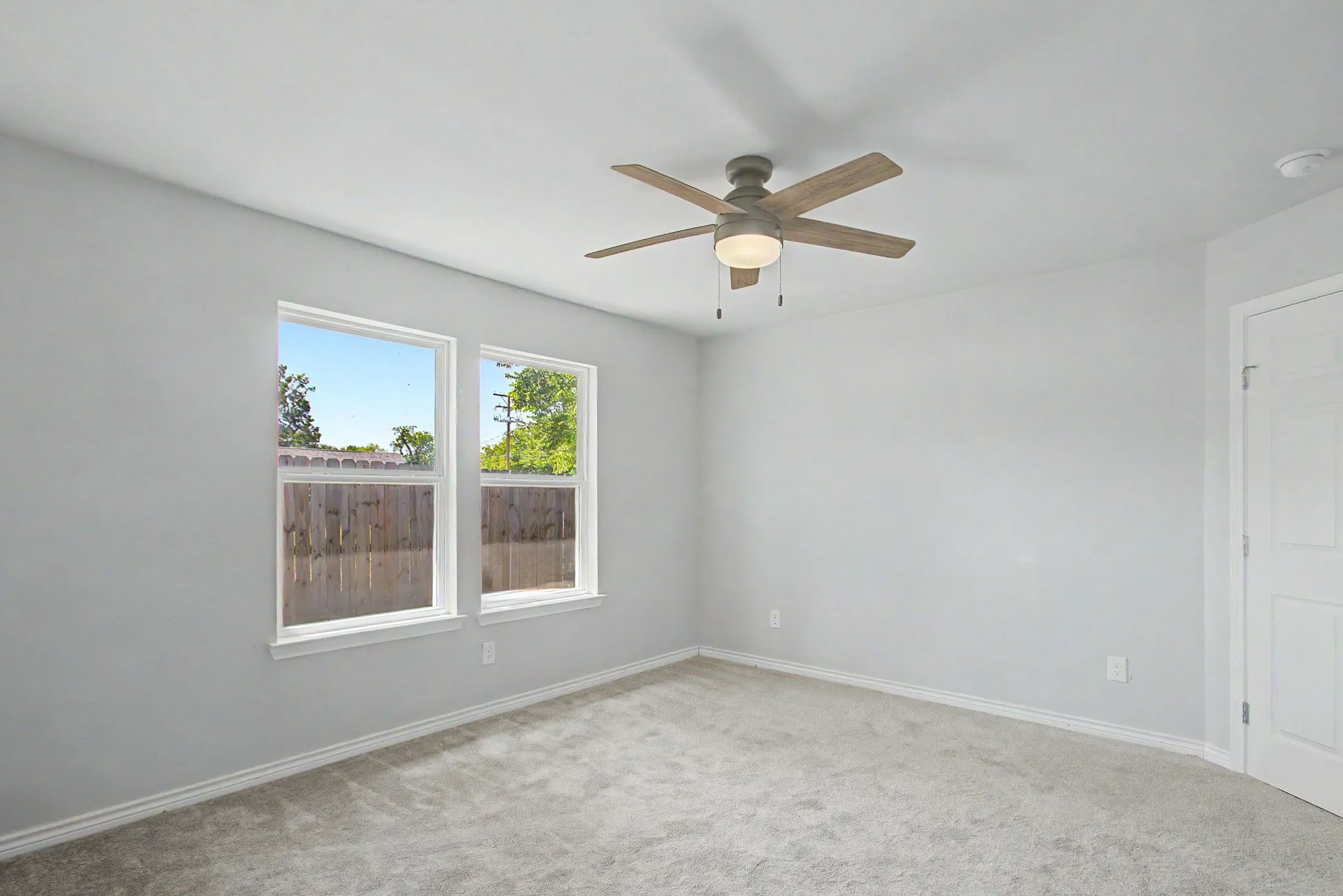 Single Family Residence For Sale in Hunt County , 3055 Silver Street, Greenville, Texas 75401, 4 Bedroom, 3 Bathroom, Garage spaces, 1,652 Sqft, built in 2022, mls#21361227, Real Estate Agent in Greenville, Homes For Sale in Hunt county, Homes For Sale in Greenville, Realtor in Greenville Texas, Real Estate Brokerage Independent Realty Texas, Luminita Cordes Realtor