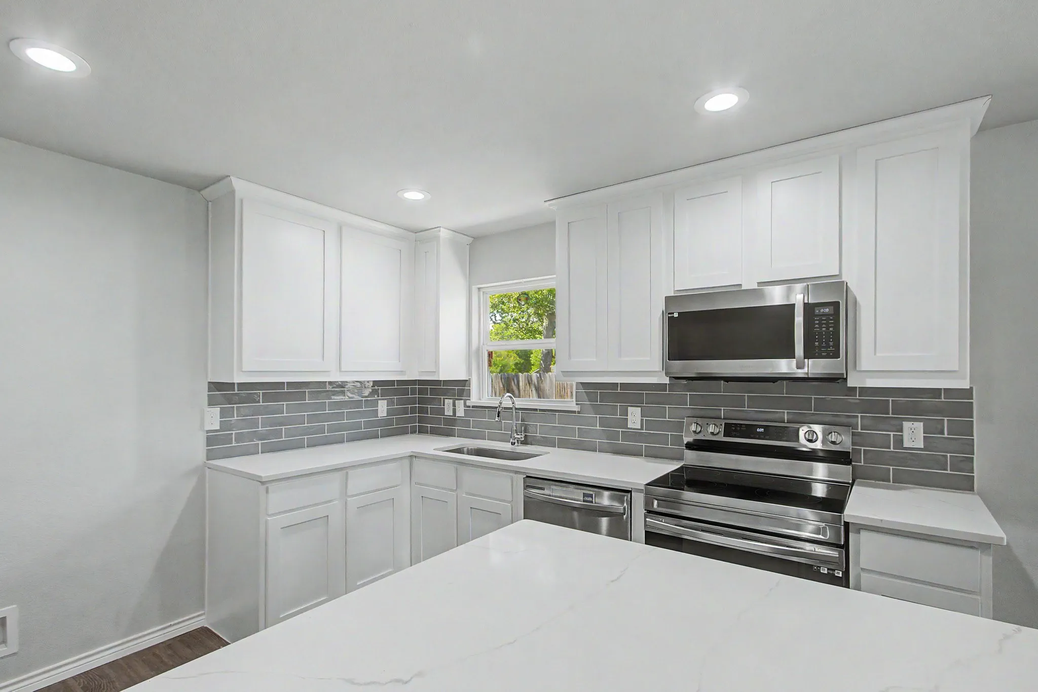 Single Family Residence For Sale in Hunt County , 3055 Silver Street, Greenville, Texas 75401, 4 Bedroom, 3 Bathroom, Garage spaces, 1,652 Sqft, built in 2022, mls#21361227, Real Estate Agent in Greenville, Homes For Sale in Hunt county, Homes For Sale in Greenville, Realtor in Greenville Texas, Real Estate Brokerage Independent Realty Texas, Luminita Cordes Realtor
