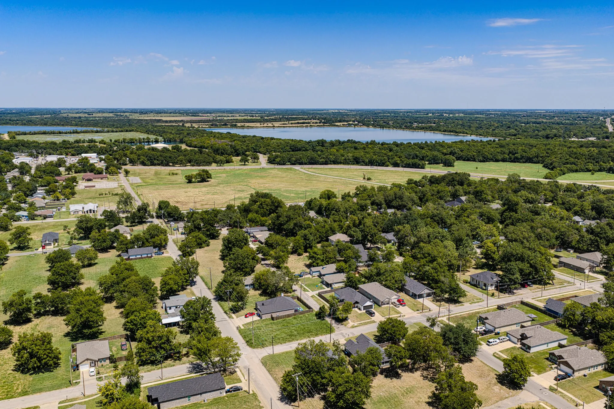 Single Family Residence For Sale in Hunt County , 3055 Silver Street, Greenville, Texas 75401, 4 Bedroom, 3 Bathroom, Garage spaces, 1,652 Sqft, built in 2022, mls#21361227, Real Estate Agent in Greenville, Homes For Sale in Hunt county, Homes For Sale in Greenville, Realtor in Greenville Texas, Real Estate Brokerage Independent Realty Texas, Luminita Cordes Realtor