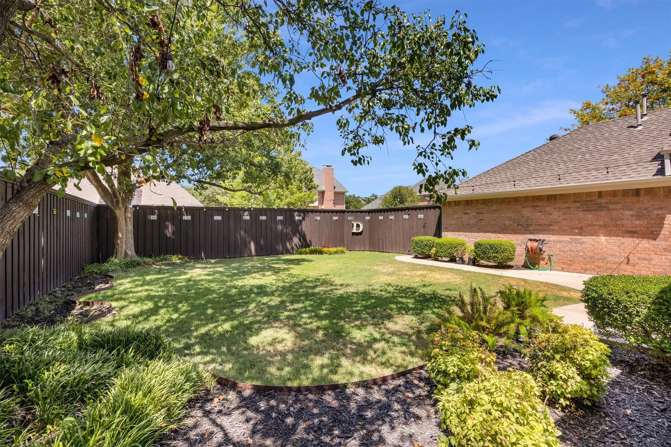 Single Family Residence For Sale in Dallas County , 1324 Coral Drive, Coppell, Texas 75019, 5 Bedroom, 4 Bathroom, 2 Garage spaces, 3,489 Sqft, built in 1994, mls#21366561, Real Estate Agent in Coppell, Homes For Sale in Dallas county, Homes For Sale in Coppell, Realtor in Coppell Texas, Real Estate Brokerage Independent Realty Texas, Luminita Cordes Realtor