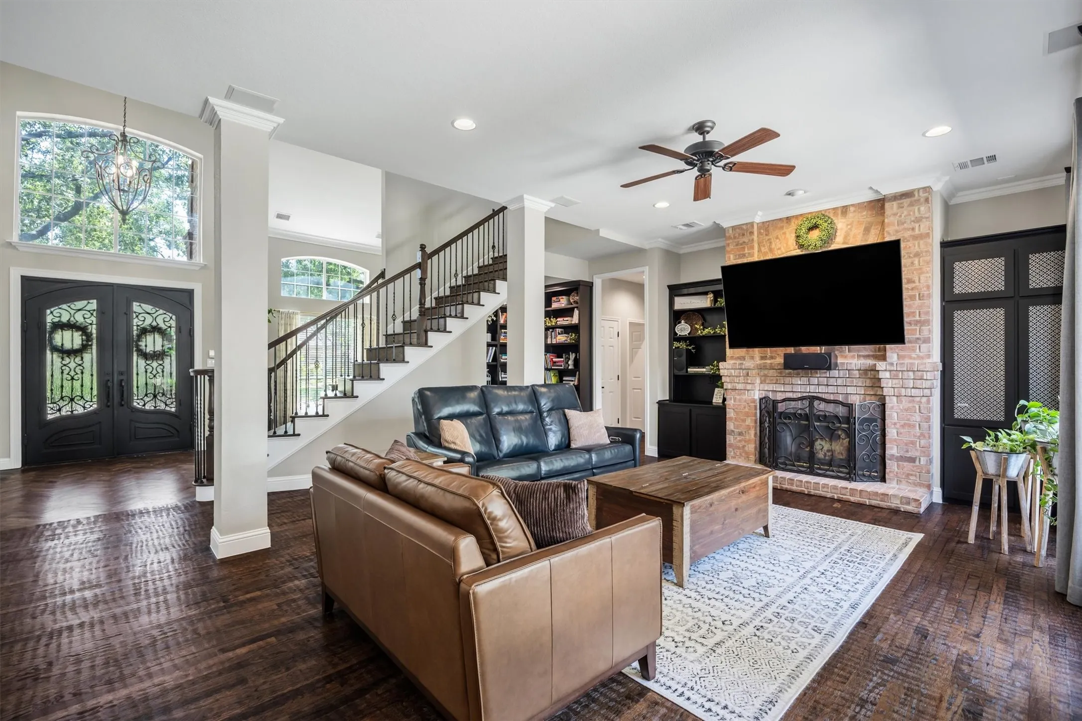 Single Family Residence For Sale in Dallas County , 1324 Coral Drive, Coppell, Texas 75019, 5 Bedroom, 4 Bathroom, 2 Garage spaces, 3,489 Sqft, built in 1994, mls#21366561, Real Estate Agent in Coppell, Homes For Sale in Dallas county, Homes For Sale in Coppell, Realtor in Coppell Texas, Real Estate Brokerage Independent Realty Texas, Luminita Cordes Realtor
