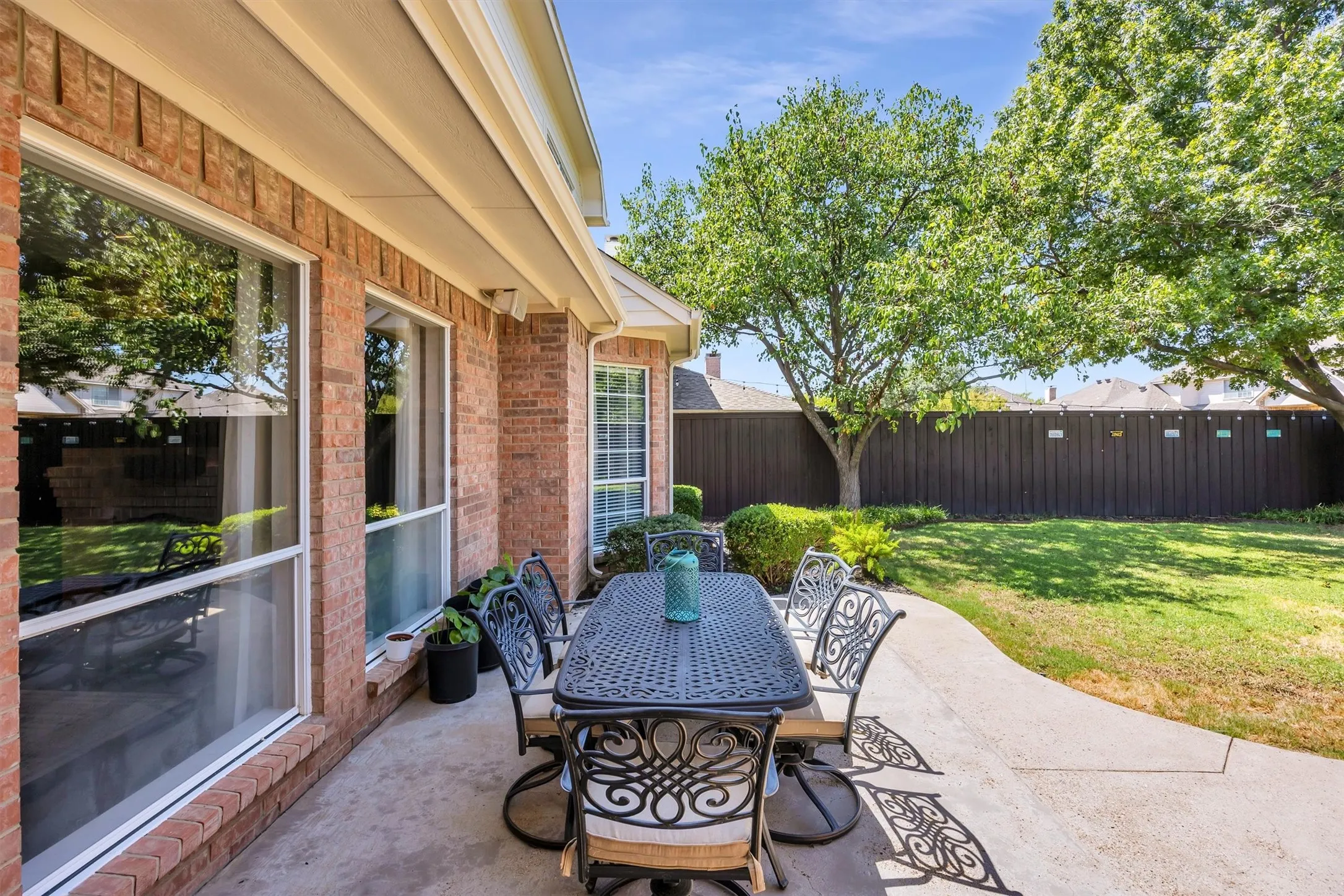 Single Family Residence For Sale in Dallas County , 1324 Coral Drive, Coppell, Texas 75019, 5 Bedroom, 4 Bathroom, 2 Garage spaces, 3,489 Sqft, built in 1994, mls#21366561, Real Estate Agent in Coppell, Homes For Sale in Dallas county, Homes For Sale in Coppell, Realtor in Coppell Texas, Real Estate Brokerage Independent Realty Texas, Luminita Cordes Realtor