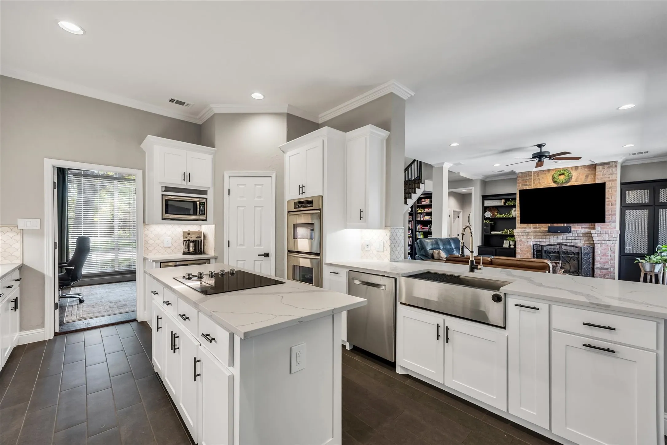 Single Family Residence For Sale in Dallas County , 1324 Coral Drive, Coppell, Texas 75019, 5 Bedroom, 4 Bathroom, 2 Garage spaces, 3,489 Sqft, built in 1994, mls#21366561, Real Estate Agent in Coppell, Homes For Sale in Dallas county, Homes For Sale in Coppell, Realtor in Coppell Texas, Real Estate Brokerage Independent Realty Texas, Luminita Cordes Realtor
