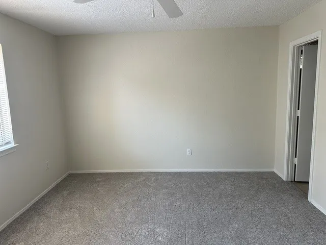 Single Family Residence For Rent in Rockwall County , 158 Brockway Drive, Rockwall, Texas 75032, 3 Bedroom, 2 Bathroom, 2 Garage spaces, 1,274 Sqft, built in 1985, mls#21366878, Real Estate Agent in Rockwall, Homes For Rent in Rockwall county, Homes For Rent in Rockwall, Realtor in Rockwall Texas, Real Estate Brokerage Independent Realty Texas, Luminita Cordes Realtor