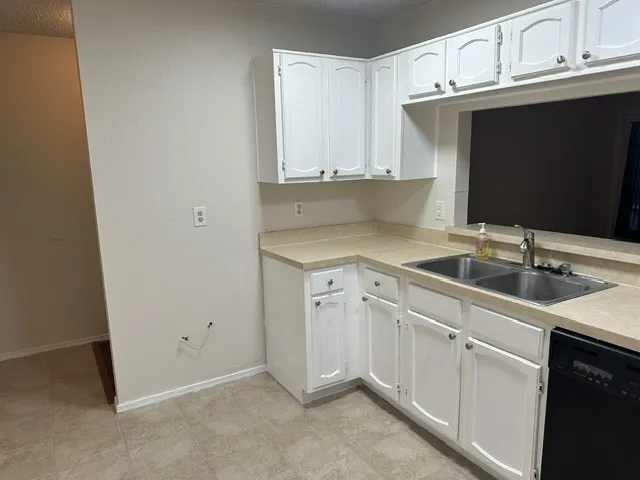 Single Family Residence For Rent in Rockwall County , 158 Brockway Drive, Rockwall, Texas 75032, 3 Bedroom, 2 Bathroom, 2 Garage spaces, 1,274 Sqft, built in 1985, mls#21366878, Real Estate Agent in Rockwall, Homes For Rent in Rockwall county, Homes For Rent in Rockwall, Realtor in Rockwall Texas, Real Estate Brokerage Independent Realty Texas, Luminita Cordes Realtor
