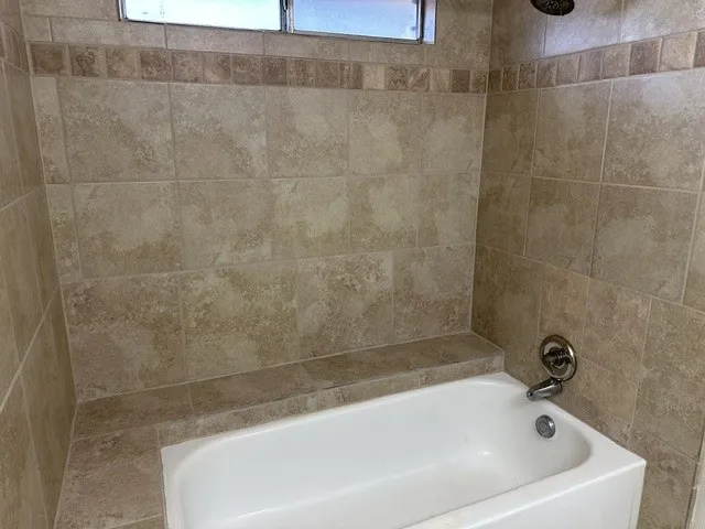 Single Family Residence For Rent in Rockwall County , 158 Brockway Drive, Rockwall, Texas 75032, 3 Bedroom, 2 Bathroom, 2 Garage spaces, 1,274 Sqft, built in 1985, mls#21366878, Real Estate Agent in Rockwall, Homes For Rent in Rockwall county, Homes For Rent in Rockwall, Realtor in Rockwall Texas, Real Estate Brokerage Independent Realty Texas, Luminita Cordes Realtor