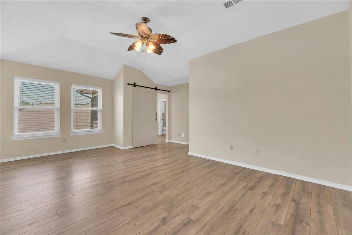 Single Family Residence For Sale in Tarrant County , 2971 Seguin Trail, Fort Worth, Texas 76118, 4 Bedroom, 3 Bathroom, 3 Garage spaces, 2,181 Sqft, built in 1992, mls#21366881, Real Estate Agent in Fort Worth, Homes For Sale in Tarrant county, Homes For Sale in Fort Worth, Realtor in Fort Worth Texas, Real Estate Brokerage Independent Realty Texas, Luminita Cordes Realtor