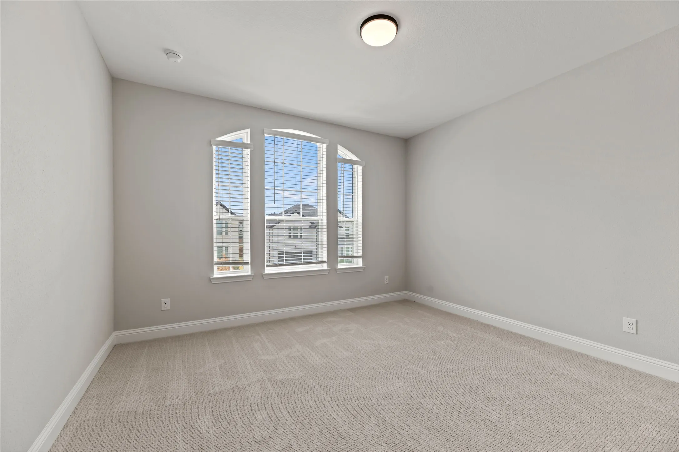 Single Family Residence For Rent in Collin County , 10609 Grayhead Drive, Frisco, Texas 75035, 5 Bedroom, 4 Bathroom, 2 Garage spaces, 3,670 Sqft, built in 2023, mls#21366420, Real Estate Agent in Frisco, Homes For Rent in Collin county, Homes For Rent in Frisco, Realtor in Frisco Texas, Real Estate Brokerage Independent Realty Texas, Luminita Cordes Realtor