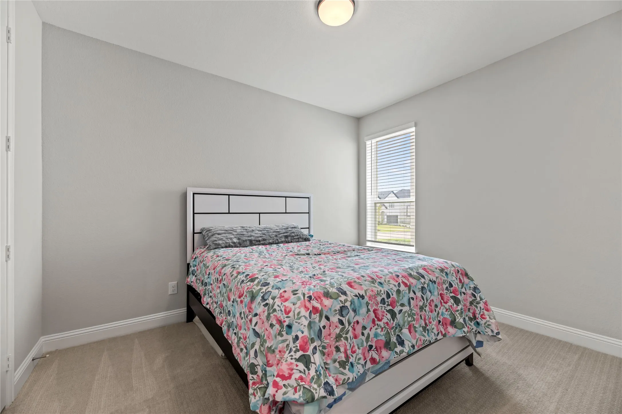 Single Family Residence For Rent in Collin County , 10609 Grayhead Drive, Frisco, Texas 75035, 5 Bedroom, 4 Bathroom, 2 Garage spaces, 3,670 Sqft, built in 2023, mls#21366420, Real Estate Agent in Frisco, Homes For Rent in Collin county, Homes For Rent in Frisco, Realtor in Frisco Texas, Real Estate Brokerage Independent Realty Texas, Luminita Cordes Realtor