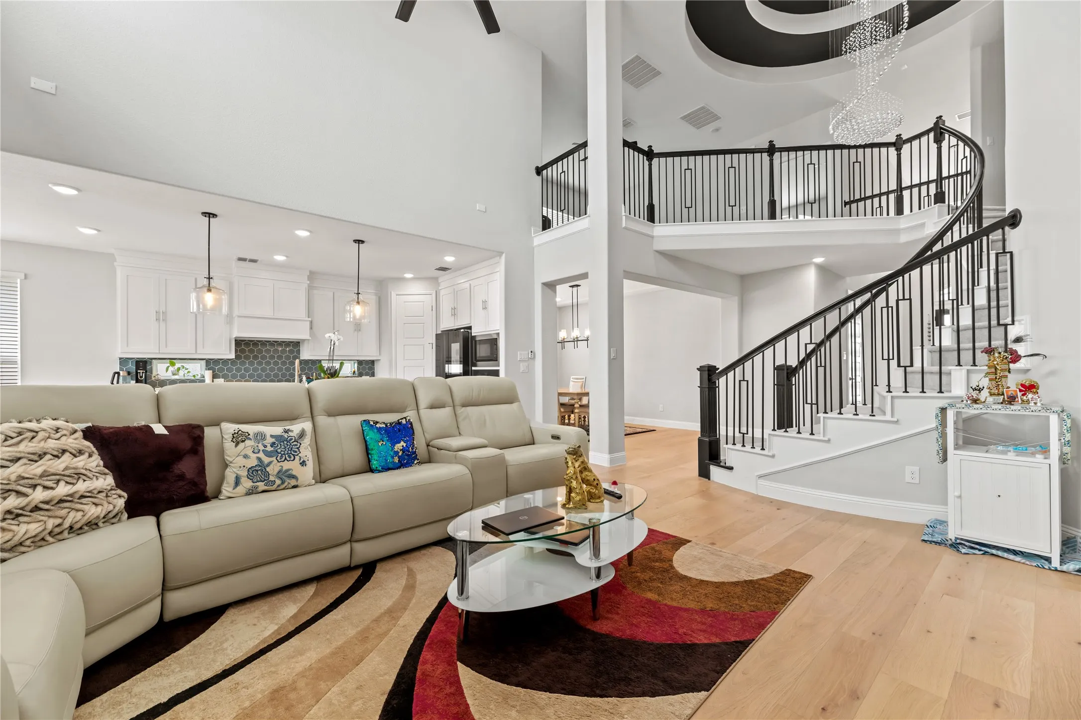 Single Family Residence For Rent in Collin County , 10609 Grayhead Drive, Frisco, Texas 75035, 5 Bedroom, 4 Bathroom, 2 Garage spaces, 3,670 Sqft, built in 2023, mls#21366420, Real Estate Agent in Frisco, Homes For Rent in Collin county, Homes For Rent in Frisco, Realtor in Frisco Texas, Real Estate Brokerage Independent Realty Texas, Luminita Cordes Realtor