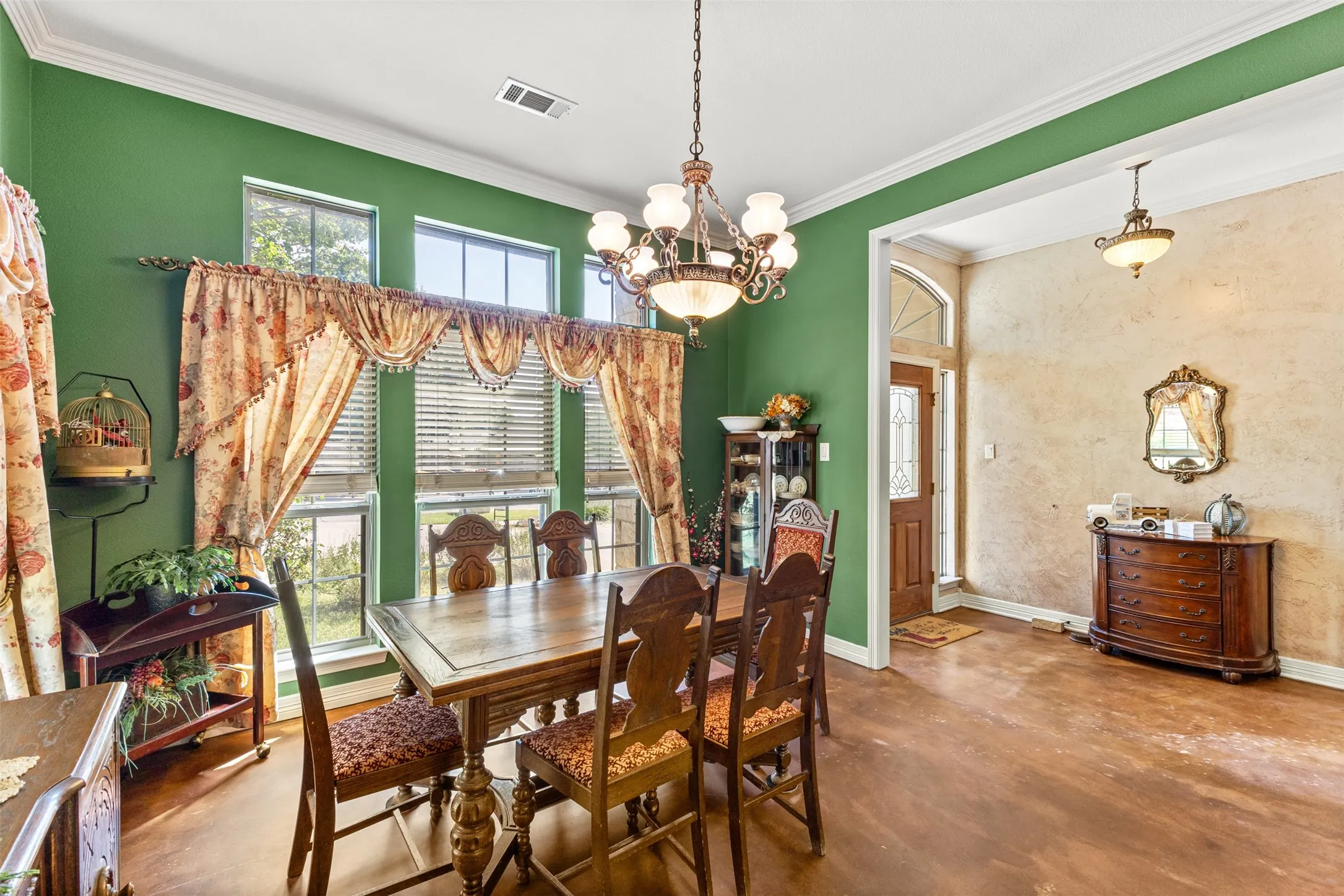 Single Family Residence For Sale in Ellis County , 1010 Williams Street, Ennis, Texas 75119, 3 Bedroom, 3 Bathroom, 2 Garage spaces, 1,933 Sqft, built in 2005, mls#21354624, Real Estate Agent in Ennis, Homes For Sale in Ellis county, Homes For Sale in Ennis, Realtor in Ennis Texas, Real Estate Brokerage Independent Realty Texas, Luminita Cordes Realtor