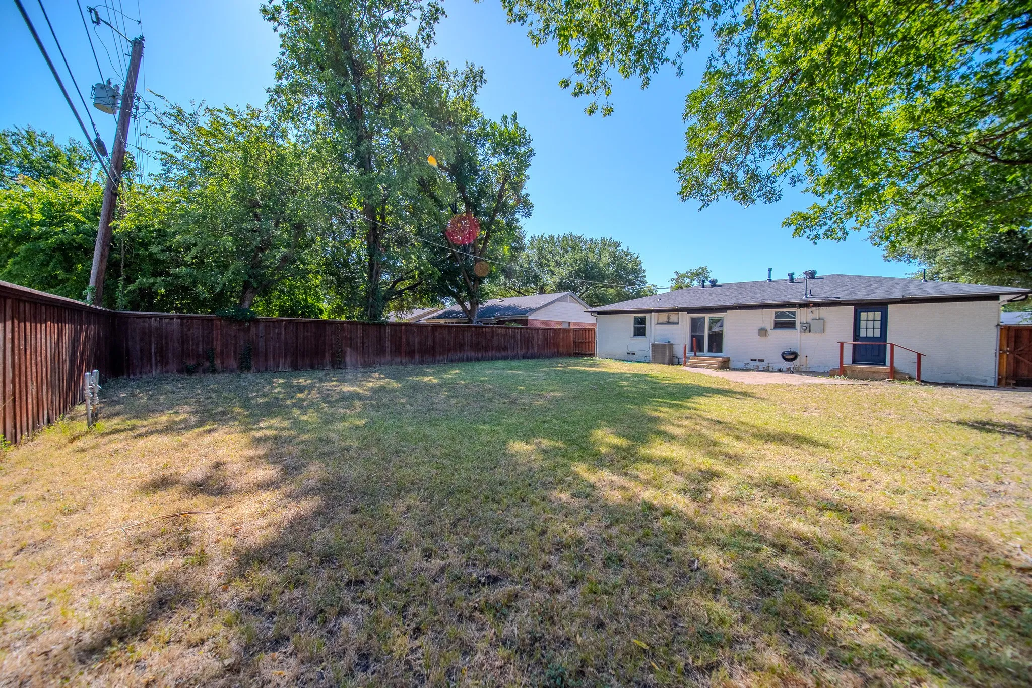 Single Family Residence For Sale in Dallas County , 2901 Maple Drive, Garland, Texas 75042, 4 Bedroom, 2 Bathroom, Garage spaces, 1,277 Sqft, built in 1958, mls#21366707, Real Estate Agent in Garland, Homes For Sale in Dallas county, Homes For Sale in Garland, Realtor in Garland Texas, Real Estate Brokerage Independent Realty Texas, Luminita Cordes Realtor