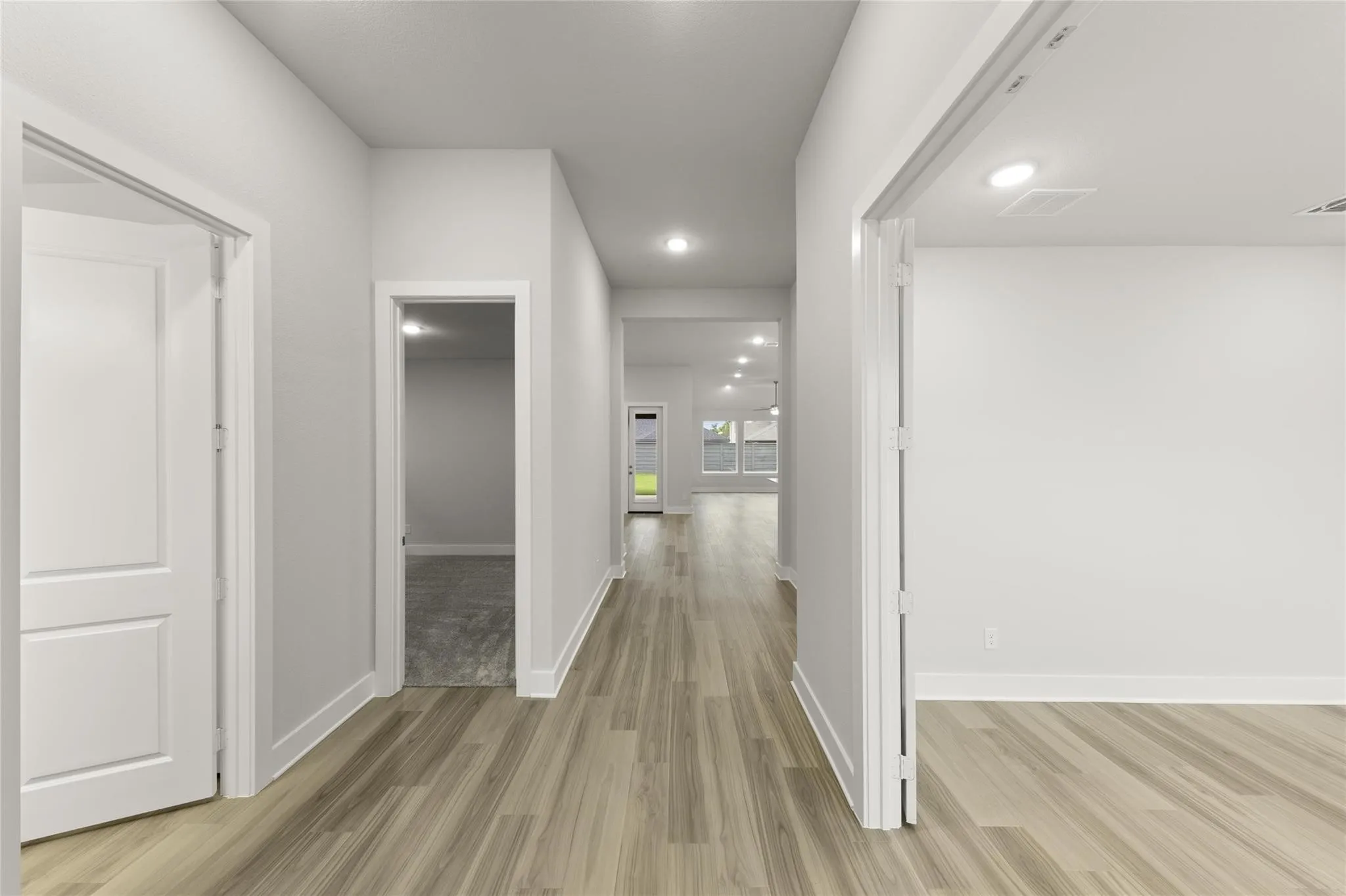 Single Family Residence For Rent in Denton County , 653 Begonia Way, Little Elm, Texas 76227, 3 Bedroom, 2 Bathroom, 2 Garage spaces, 2,257 Sqft, built in 2024, mls#21366885, Real Estate Agent in Little Elm, Homes For Rent in Denton county, Homes For Rent in Little Elm, Realtor in Little Elm Texas, Real Estate Brokerage Independent Realty Texas, Luminita Cordes Realtor