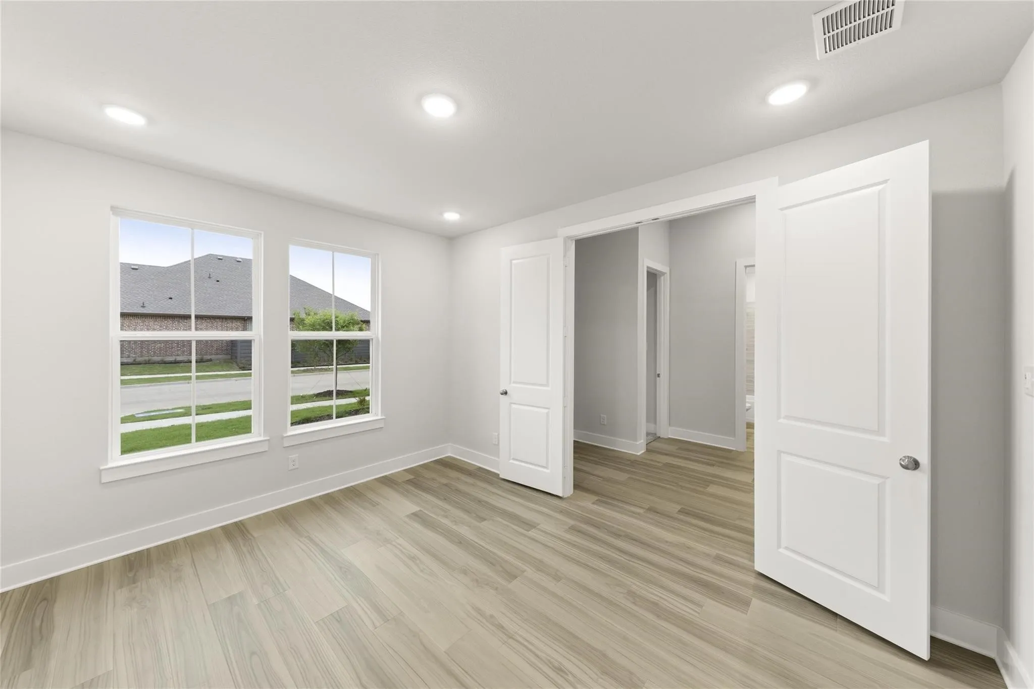 Single Family Residence For Rent in Denton County , 653 Begonia Way, Little Elm, Texas 76227, 3 Bedroom, 2 Bathroom, 2 Garage spaces, 2,257 Sqft, built in 2024, mls#21366885, Real Estate Agent in Little Elm, Homes For Rent in Denton county, Homes For Rent in Little Elm, Realtor in Little Elm Texas, Real Estate Brokerage Independent Realty Texas, Luminita Cordes Realtor