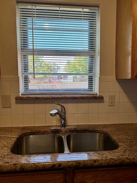 Single Family Residence For Sale in Dallas County , 725 Keystone Street, Mesquite, Texas 75149, 3 Bedroom, 2 Bathroom, Garage spaces, 1,713 Sqft, built in 1970, mls#21360932, Real Estate Agent in Mesquite, Homes For Sale in Dallas county, Homes For Sale in Mesquite, Realtor in Mesquite Texas, Real Estate Brokerage Independent Realty Texas, Luminita Cordes Realtor
