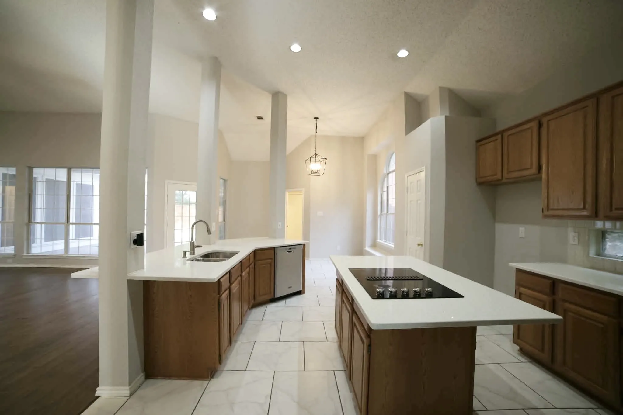 Single Family Residence For Sale in Collin County , 3114 Stonehenge Drive, Richardson, Texas 75082, 4 Bedroom, 3 Bathroom, 2 Garage spaces, 2,668 Sqft, built in 1993, mls#21358504, Real Estate Agent in Richardson, Homes For Sale in Collin county, Homes For Sale in Richardson, Realtor in Richardson Texas, Real Estate Brokerage Independent Realty Texas, Luminita Cordes Realtor