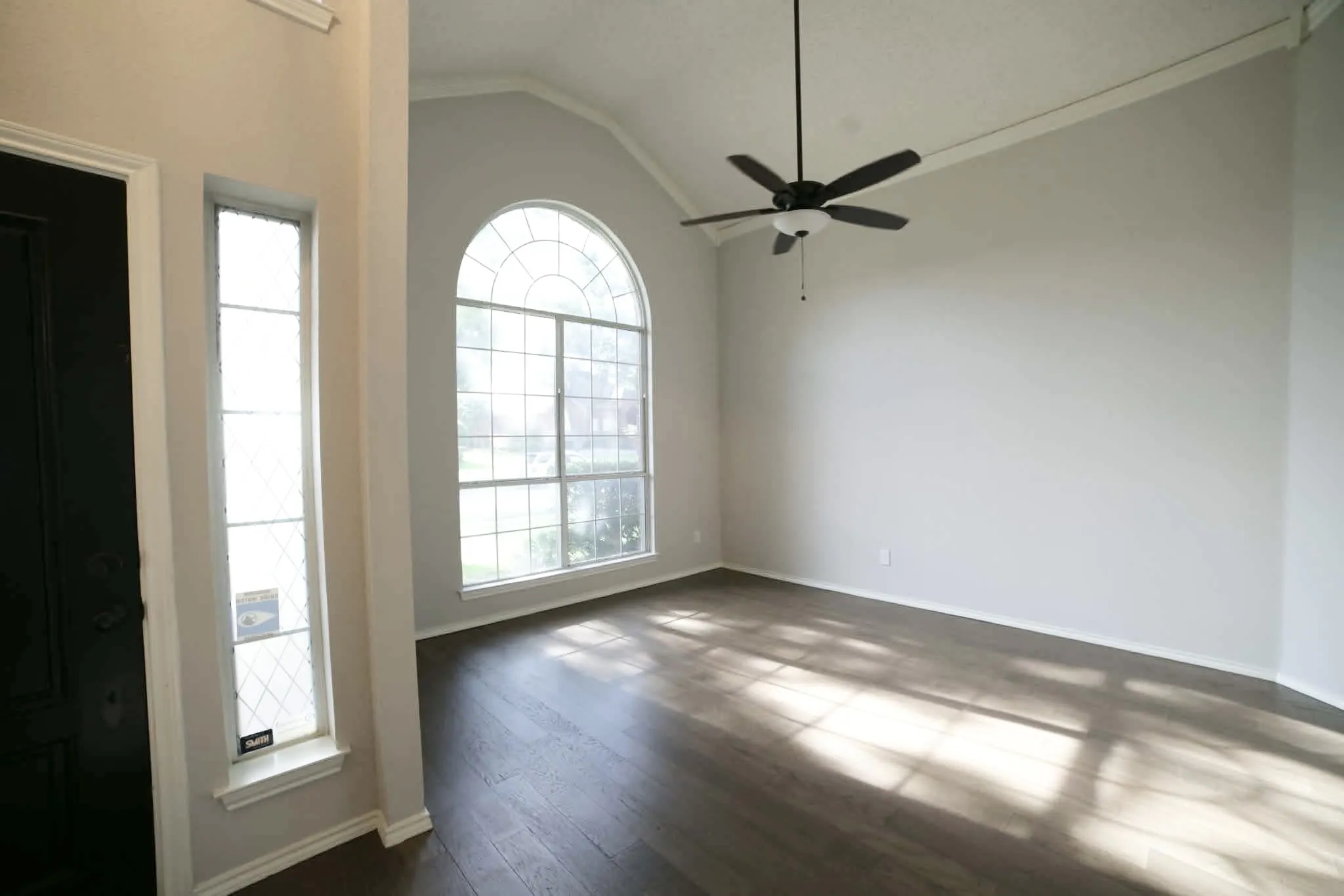 Single Family Residence For Sale in Collin County , 3114 Stonehenge Drive, Richardson, Texas 75082, 4 Bedroom, 3 Bathroom, 2 Garage spaces, 2,668 Sqft, built in 1993, mls#21358504, Real Estate Agent in Richardson, Homes For Sale in Collin county, Homes For Sale in Richardson, Realtor in Richardson Texas, Real Estate Brokerage Independent Realty Texas, Luminita Cordes Realtor