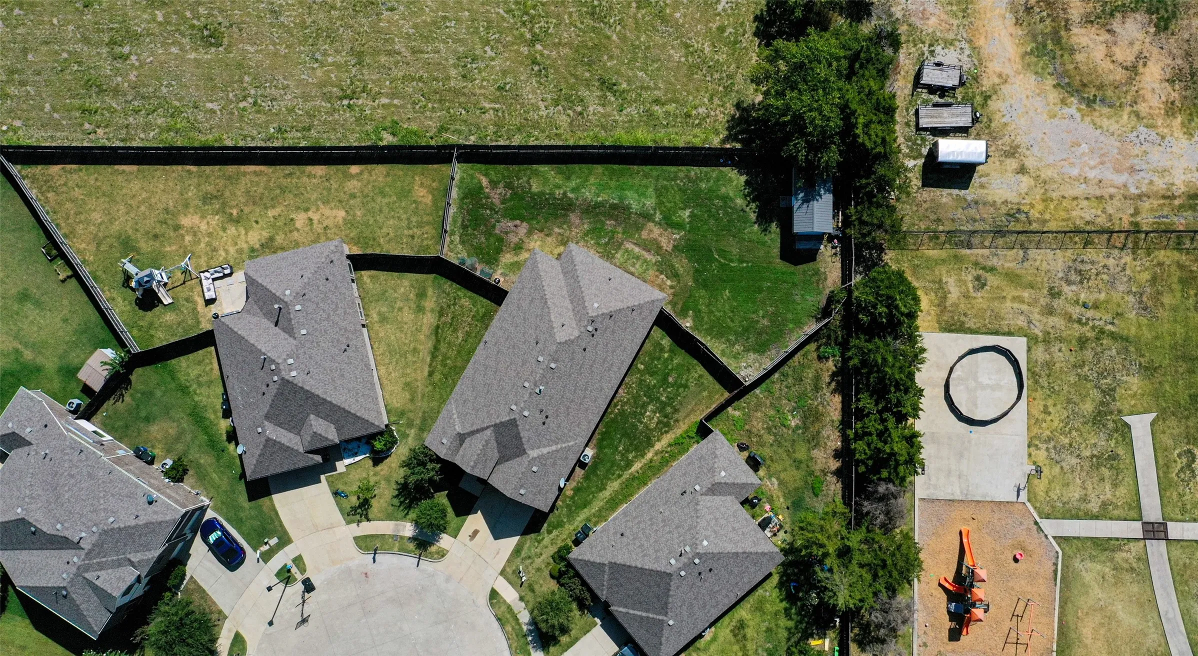 Single Family Residence For Sale in Rockwall County , 924 Mcgehee Court, Fate, Texas 75087, 3 Bedroom, 2 Bathroom, 2 Garage spaces, 2,159 Sqft, built in 2018, mls#21354649, Real Estate Agent in Fate, Homes For Sale in Rockwall county, Homes For Sale in Fate, Realtor in Fate Texas, Real Estate Brokerage Independent Realty Texas, Luminita Cordes Realtor