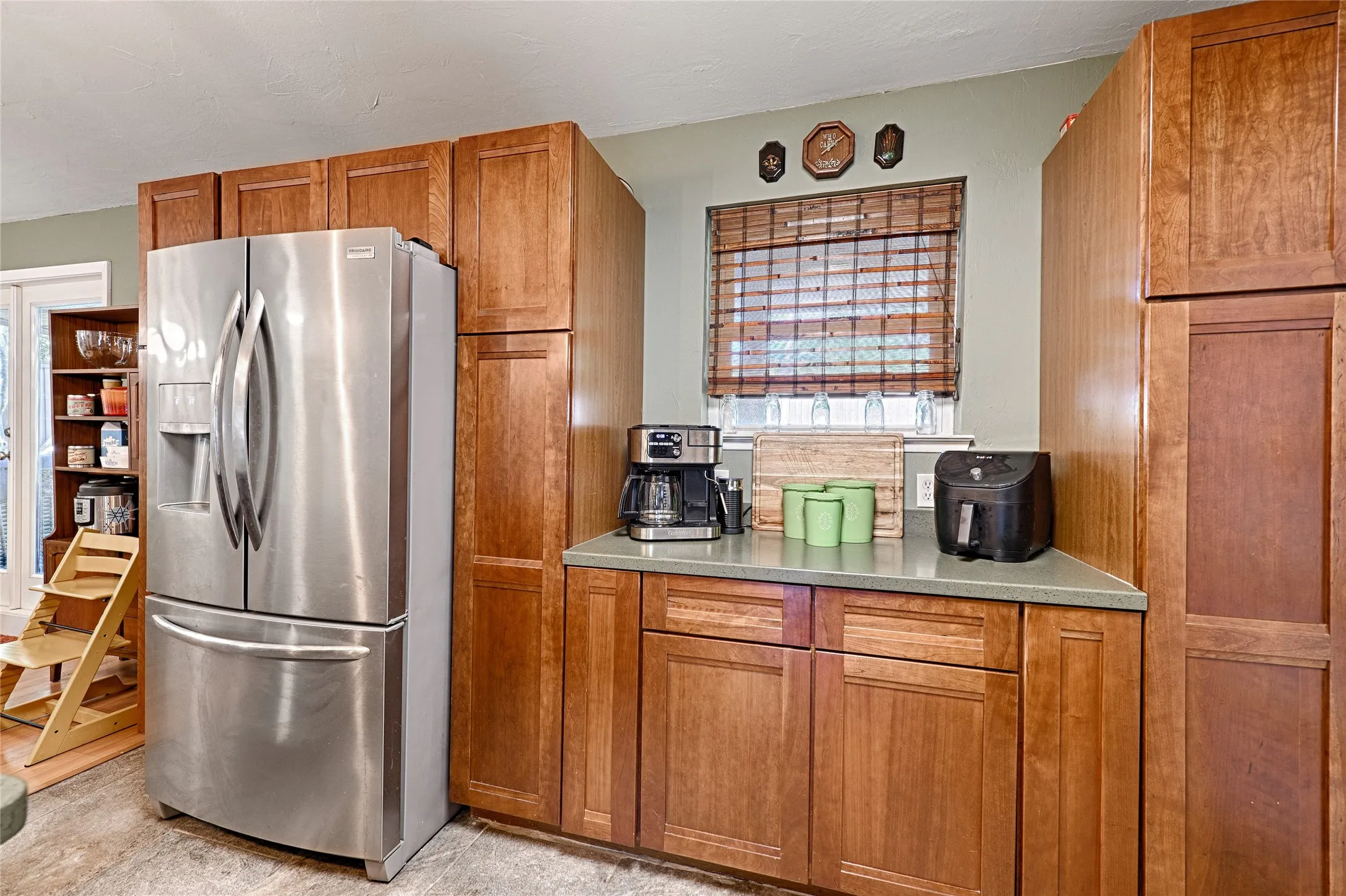 Single Family Residence For Sale in Dallas County , 1339 Winding Trail, Duncanville, Texas 75116, 3 Bedroom, 1 Bathroom, Garage spaces, 1,326 Sqft, built in 1961, mls#21364507, Real Estate Agent in Duncanville, Homes For Sale in Dallas county, Homes For Sale in Duncanville, Realtor in Duncanville Texas, Real Estate Brokerage Independent Realty Texas, Luminita Cordes Realtor