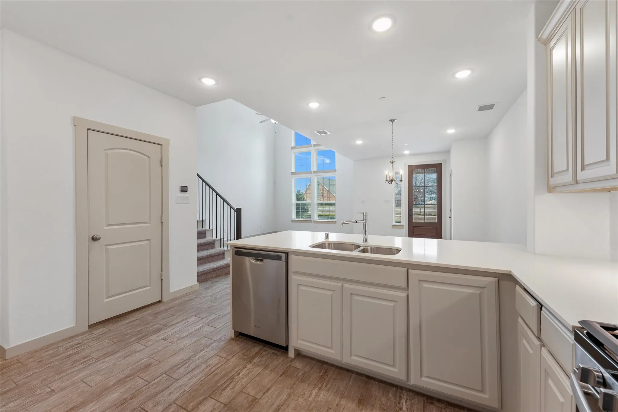 Townhouse For Rent in Collin County , 4870 Woodruff Way, Fairview, Texas 75069, 2 Bedroom, 3 Bathroom, 2 Garage spaces, 1,840 Sqft, built in 2019, mls#21366914, Real Estate Agent in Fairview, Homes For Rent in Collin county, Homes For Rent in Fairview, Realtor in Fairview Texas, Real Estate Brokerage Independent Realty Texas, Luminita Cordes Realtor