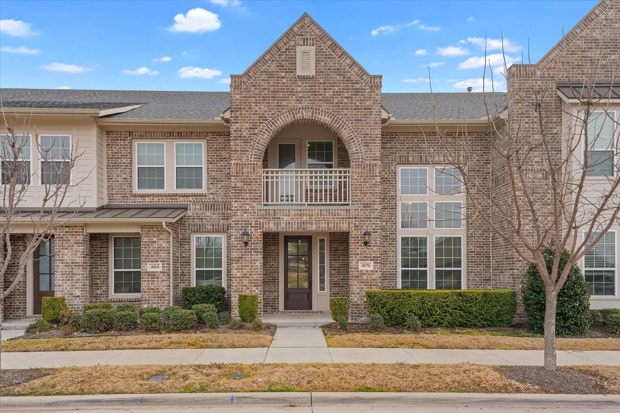 Townhouse For Rent in Collin County , 4870 Woodruff Way, Fairview, Texas 75069, 2 Bedroom, 3 Bathroom, 2 Garage spaces, 1,840 Sqft, built in 2019, mls#21366914, Real Estate Agent in Fairview, Homes For Rent in Collin county, Homes For Rent in Fairview, Realtor in Fairview Texas, Real Estate Brokerage Independent Realty Texas, Luminita Cordes Realtor