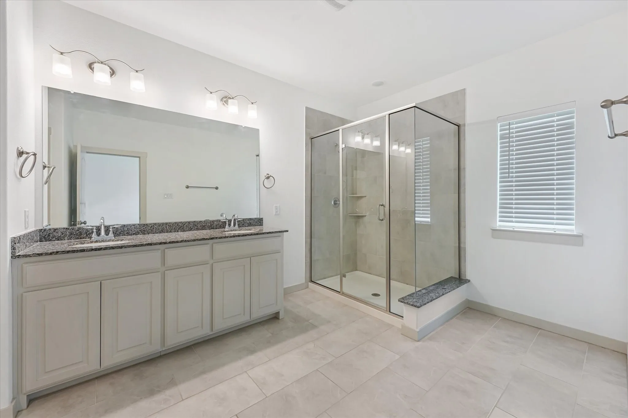 Townhouse For Rent in Collin County , 4870 Woodruff Way, Fairview, Texas 75069, 2 Bedroom, 3 Bathroom, 2 Garage spaces, 1,840 Sqft, built in 2019, mls#21366914, Real Estate Agent in Fairview, Homes For Rent in Collin county, Homes For Rent in Fairview, Realtor in Fairview Texas, Real Estate Brokerage Independent Realty Texas, Luminita Cordes Realtor