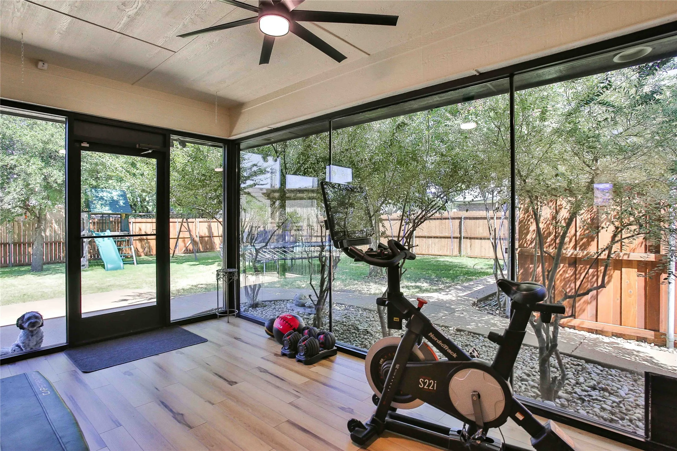 Single Family Residence For Sale in Taylor County , 5410 Peppermill Lane, Abilene, Texas 79606, 4 Bedroom, 3 Bathroom, 2 Garage spaces, 2,994 Sqft, built in 1997, mls#21365013, Real Estate Agent in Abilene, Homes For Sale in Taylor county, Homes For Sale in Abilene, Realtor in Abilene Texas, Real Estate Brokerage Independent Realty Texas, Luminita Cordes Realtor