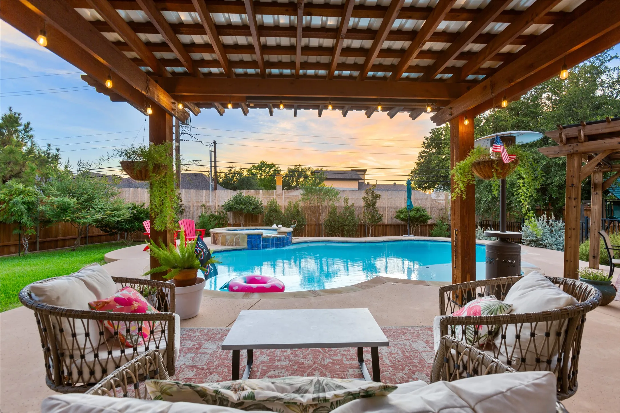 Single Family Residence For Sale in Taylor County , 5410 Peppermill Lane, Abilene, Texas 79606, 4 Bedroom, 3 Bathroom, 2 Garage spaces, 2,994 Sqft, built in 1997, mls#21365013, Real Estate Agent in Abilene, Homes For Sale in Taylor county, Homes For Sale in Abilene, Realtor in Abilene Texas, Real Estate Brokerage Independent Realty Texas, Luminita Cordes Realtor