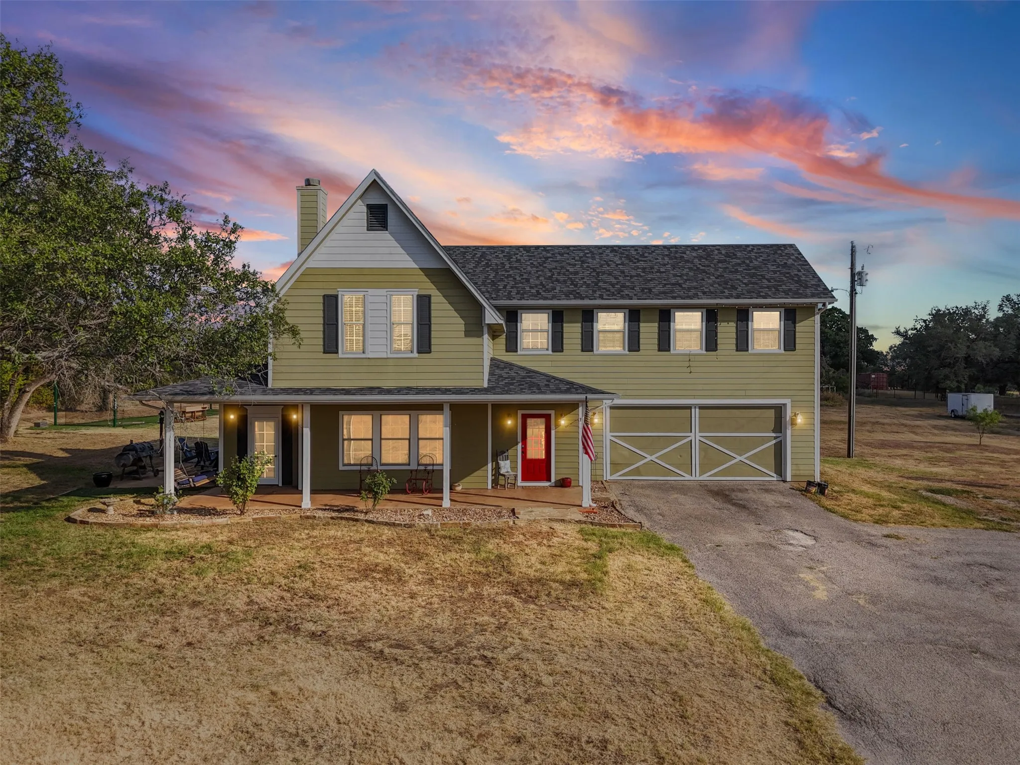 Single Family Residence For Sale in Hood County , 325 Bolton Road, Granbury, Texas 76049, 5 Bedroom, 3 Bathroom, 2 Garage spaces, 2,690 Sqft, built in 2005, mls#21345151, Real Estate Agent in Granbury, Homes For Sale in Hood county, Homes For Sale in Granbury, Realtor in Granbury Texas, Real Estate Brokerage Independent Realty Texas, Luminita Cordes Realtor