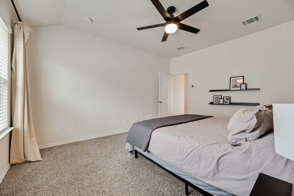 Single Family Residence For Rent in Collin County , 6439 Sand Dune Way, Princeton, Texas 75407, 3 Bedroom, 2 Bathroom, 2 Garage spaces, 1,284 Sqft, built in 2023, mls#21340376, Real Estate Agent in Princeton, Homes For Rent in Collin county, Homes For Rent in Princeton, Realtor in Princeton Texas, Real Estate Brokerage Independent Realty Texas, Luminita Cordes Realtor