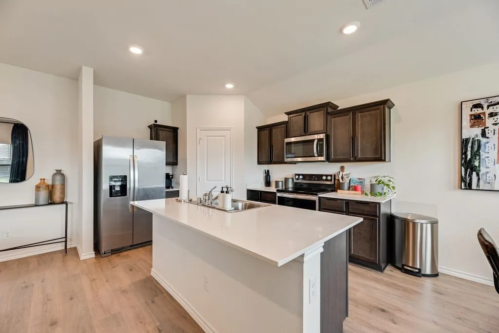 Single Family Residence For Rent in Collin County , 6439 Sand Dune Way, Princeton, Texas 75407, 3 Bedroom, 2 Bathroom, 2 Garage spaces, 1,284 Sqft, built in 2023, mls#21340376, Real Estate Agent in Princeton, Homes For Rent in Collin county, Homes For Rent in Princeton, Realtor in Princeton Texas, Real Estate Brokerage Independent Realty Texas, Luminita Cordes Realtor