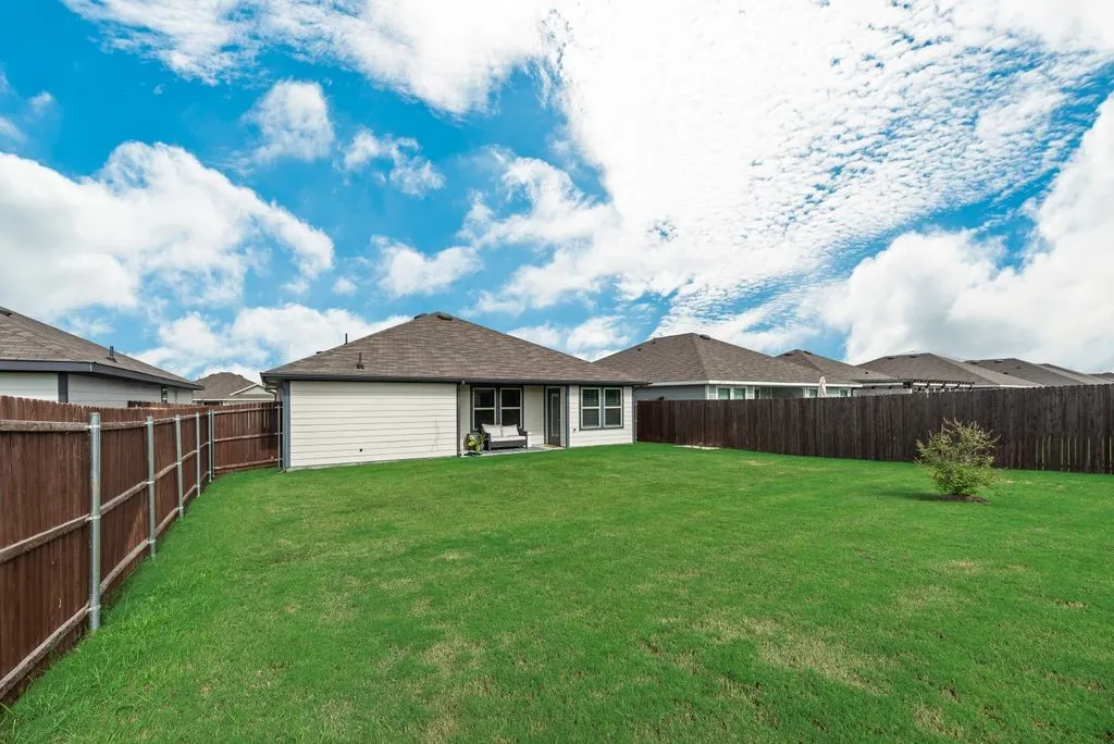 Single Family Residence For Rent in Collin County , 6439 Sand Dune Way, Princeton, Texas 75407, 3 Bedroom, 2 Bathroom, 2 Garage spaces, 1,284 Sqft, built in 2023, mls#21340376, Real Estate Agent in Princeton, Homes For Rent in Collin county, Homes For Rent in Princeton, Realtor in Princeton Texas, Real Estate Brokerage Independent Realty Texas, Luminita Cordes Realtor