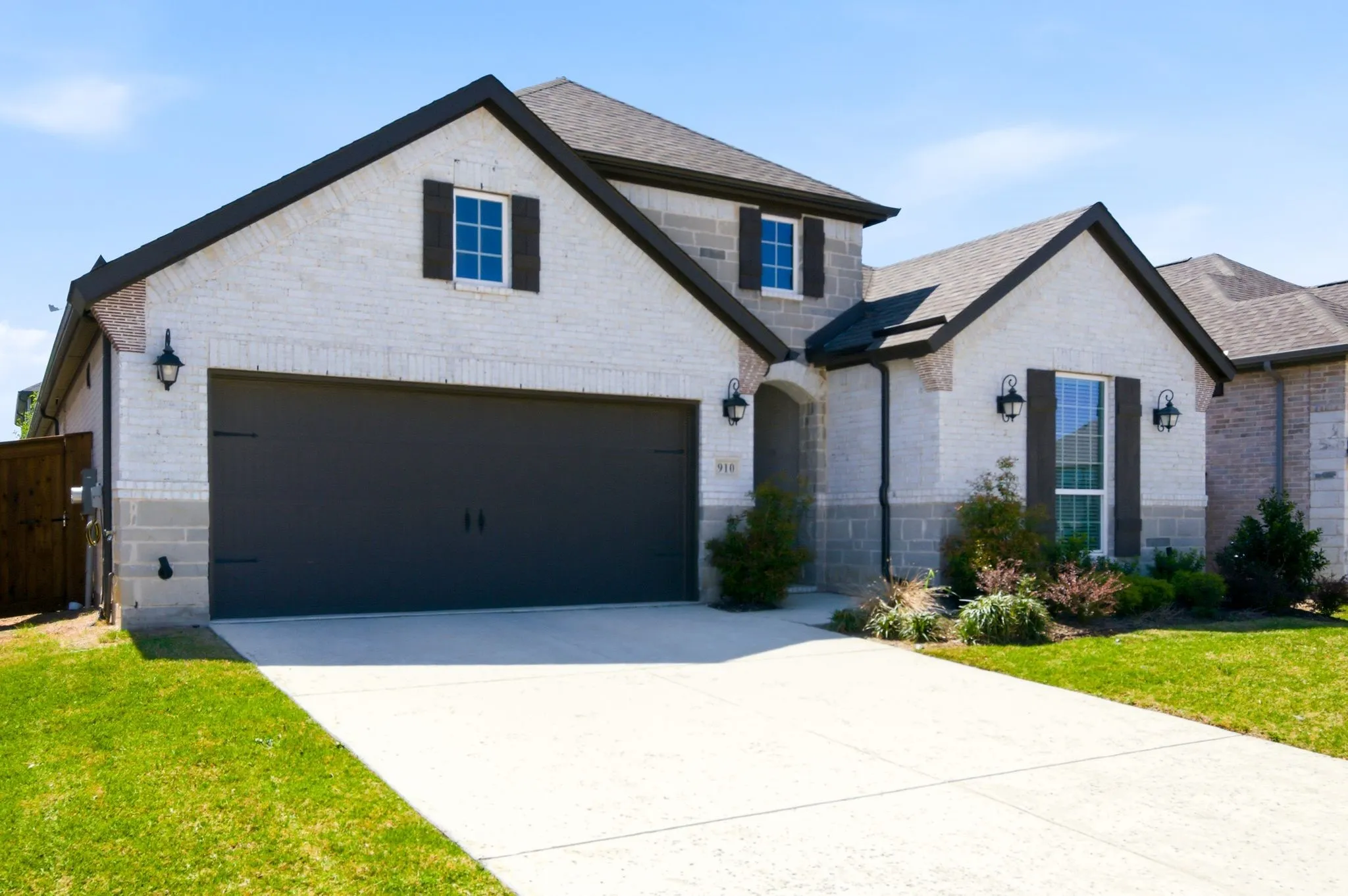 Single Family Residence For Sale in Tarrant County , 910 Winter Cherry Lane, Haslet, Texas 76052, 4 Bedroom, 3 Bathroom, 2 Garage spaces, 2,408 Sqft, built in 2023, mls#21365184, Real Estate Agent in Haslet, Homes For Sale in Tarrant county, Homes For Sale in Haslet, Realtor in Haslet Texas, Real Estate Brokerage Independent Realty Texas, Luminita Cordes Realtor