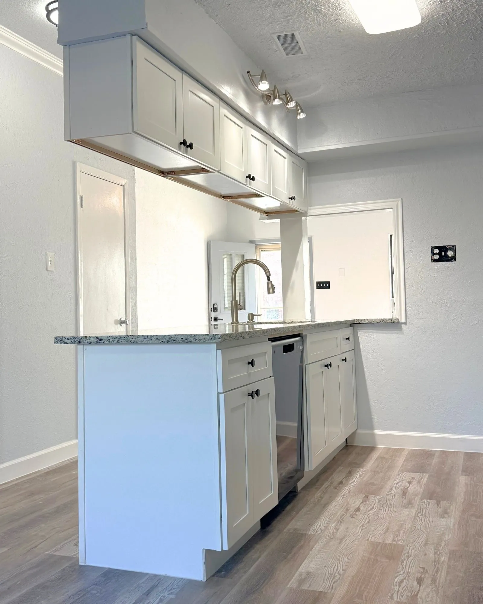Townhouse For Rent in Dallas County , 234 Samuel Boulevard 4, Coppell, Texas 75019, 2 Bedroom, 3 Bathroom, Garage spaces, 1,254 Sqft, built in 1984, mls#21366706, Real Estate Agent in Coppell, Homes For Rent in Dallas county, Homes For Rent in Coppell, Realtor in Coppell Texas, Real Estate Brokerage Independent Realty Texas, Luminita Cordes Realtor