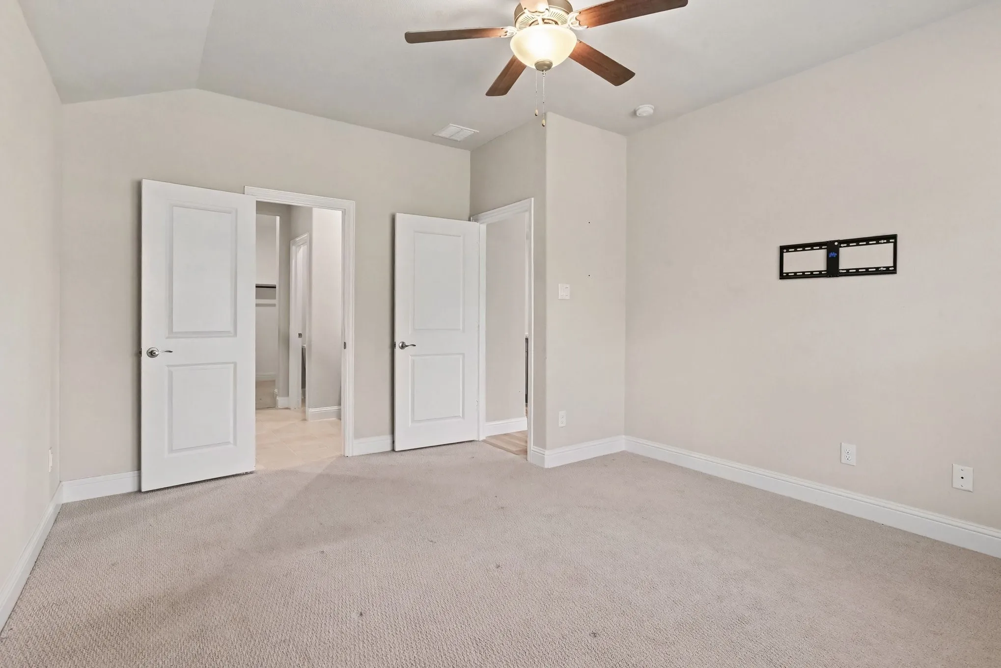 Single Family Residence For Sale in Kaufman County , 1421 Rolling Fox Drive, Forney, Texas 75126, 4 Bedroom, 2 Bathroom, 2 Garage spaces, 1,731 Sqft, built in 2022, mls#21364292, Real Estate Agent in Forney, Homes For Sale in Kaufman county, Homes For Sale in Forney, Realtor in Forney Texas, Real Estate Brokerage Independent Realty Texas, Luminita Cordes Realtor