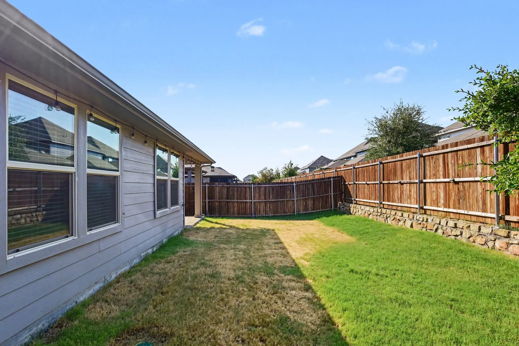 Single Family Residence For Sale in Kaufman County , 1421 Rolling Fox Drive, Forney, Texas 75126, 4 Bedroom, 2 Bathroom, 2 Garage spaces, 1,731 Sqft, built in 2022, mls#21364292, Real Estate Agent in Forney, Homes For Sale in Kaufman county, Homes For Sale in Forney, Realtor in Forney Texas, Real Estate Brokerage Independent Realty Texas, Luminita Cordes Realtor