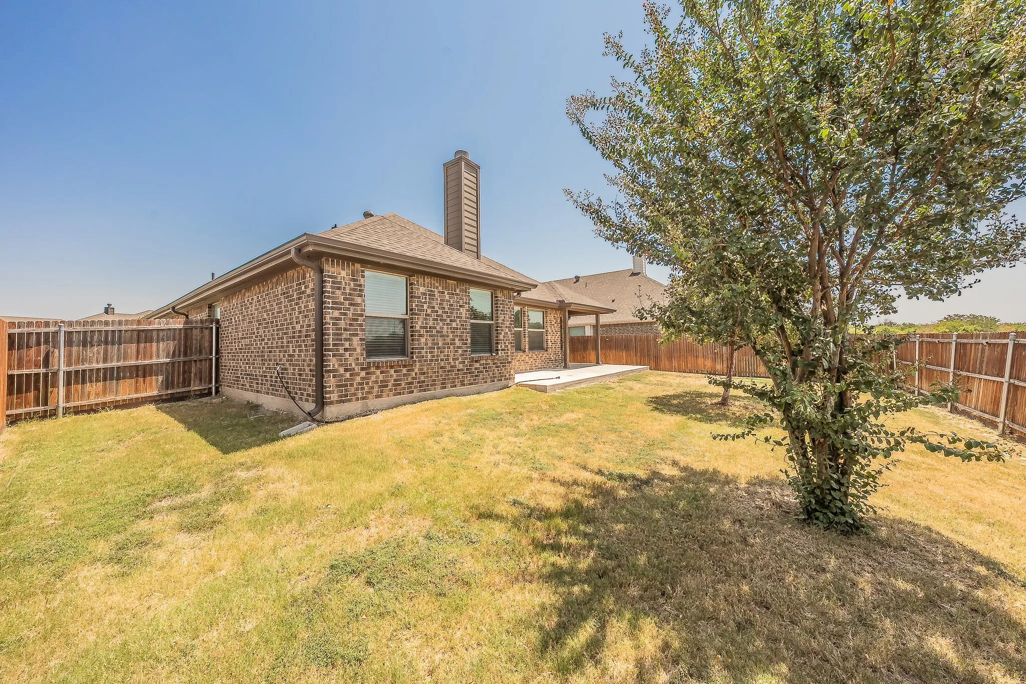 Single Family Residence For Rent in Tarrant County , 5905 Scottsdale Lane, Fort Worth, Texas 76179, 3 Bedroom, 2 Bathroom, 2 Garage spaces, 1,735 Sqft, built in 2018, mls#21366378, Real Estate Agent in Fort Worth, Homes For Rent in Tarrant county, Homes For Rent in Fort Worth, Realtor in Fort Worth Texas, Real Estate Brokerage Independent Realty Texas, Luminita Cordes Realtor