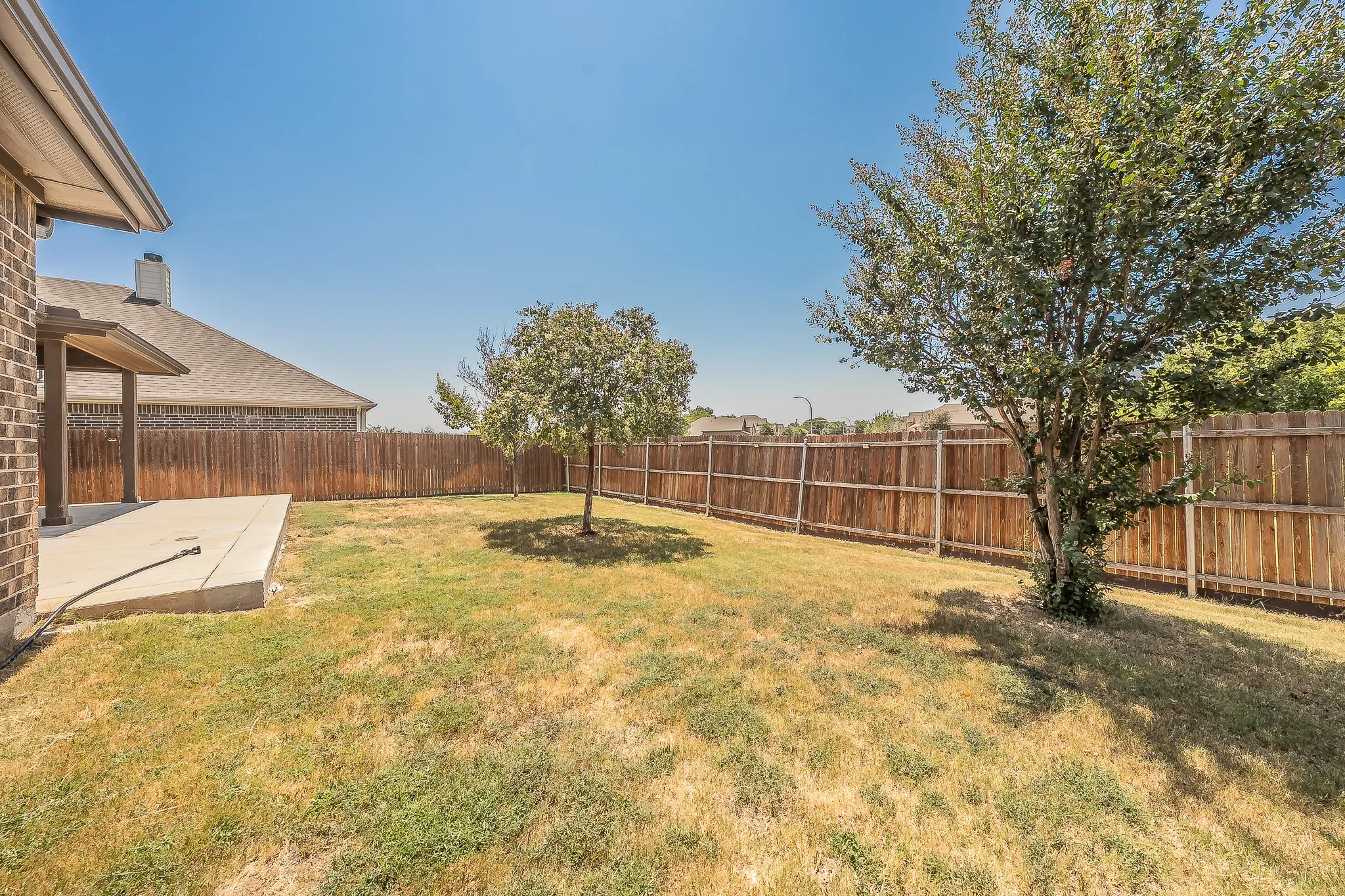 Single Family Residence For Rent in Tarrant County , 5905 Scottsdale Lane, Fort Worth, Texas 76179, 3 Bedroom, 2 Bathroom, 2 Garage spaces, 1,735 Sqft, built in 2018, mls#21366378, Real Estate Agent in Fort Worth, Homes For Rent in Tarrant county, Homes For Rent in Fort Worth, Realtor in Fort Worth Texas, Real Estate Brokerage Independent Realty Texas, Luminita Cordes Realtor